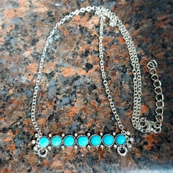 7 Stone Tourquoise Necklace...NEW - Picture 1 of 3